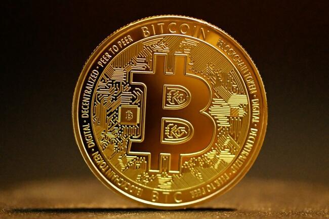 ‘All Bets Off’ If Bitcoin Reclaims This Level, But Analysts Warn Of Potential Rejection