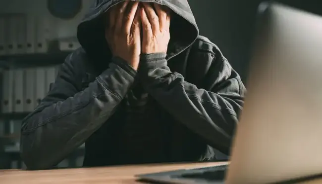 Hacker se arrepende e devolve US$ 5 milhões em criptomoedas roubadas do ZKsync