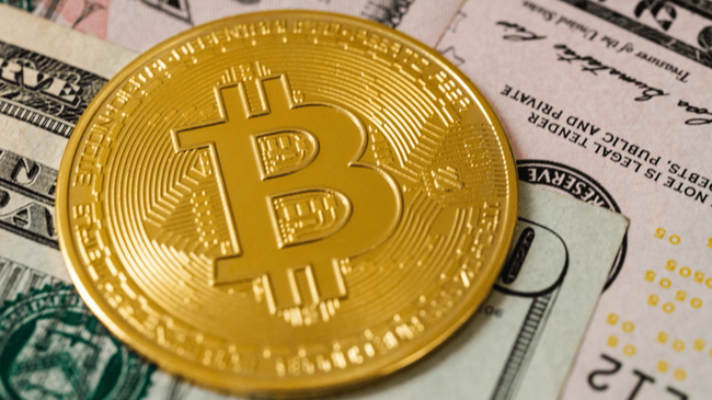 La stratégie Bitcoin de Michael Saylor ajoute encore 15 355 BTC; Total maintenant 553 555 BTC
