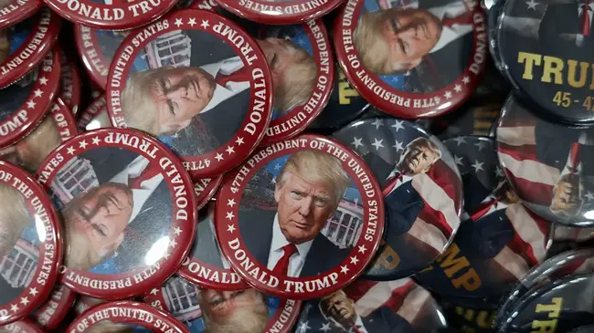 Eltiltanák Trumpot a kriptótól: új törvénytervezet az amerikai szenátusban