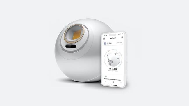 A Worldcoin innovációján röhög a világ – az Orb Mini túl akar járni az emberek eszén?