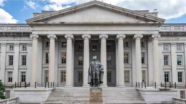 Tax on Unrealized Crypto Gains Could Trigger Forced Sell-offs, Senators Warn Treasury