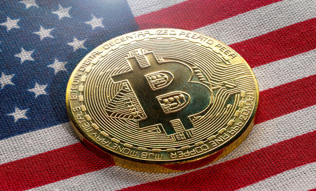 Az USA történelmi leminősítése látványosan erősítheti a bitcoin pozícióját