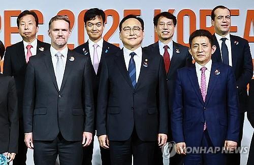 “관세로 세계경제 혼란초래”…APEC 회의서 미 직격한 중국