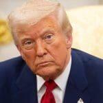 ‘Mount Everest van corruptie’: Trump breekt wet op eigen memecoin-gala