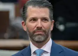 Trump Family Rejects Meme Wallet Ties, Focuses on Stablecoin Push