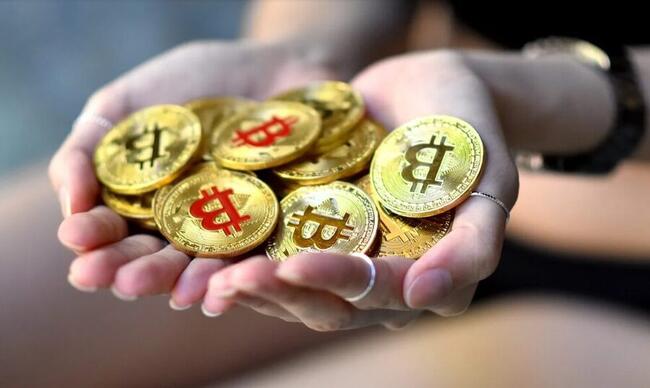 Most már a nagy kriptós projektek is Bitcoin-tartalékot akarnak