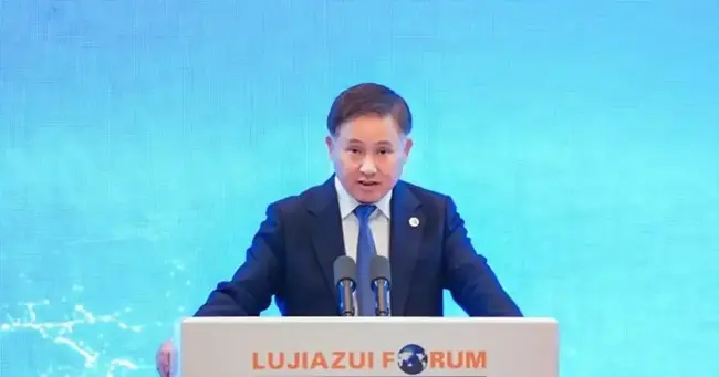 中國央行行長潘功勝：數位人民幣國際運營中心落戶上海，推動跨境支付革新