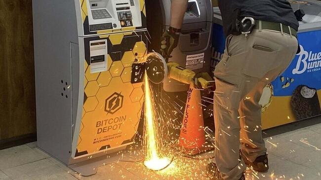 Texas Sheriffs Crack Bitcoin ATM With Power Tools to Retrieve $32,000