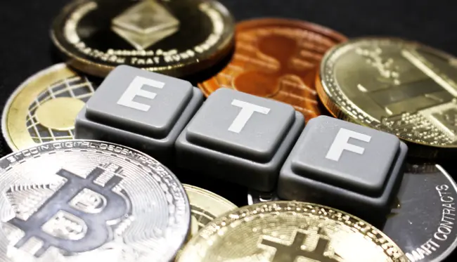 Aprovação de ETFs de Solana, XRP e Dogecoin em 2025 estão quase garantidas, dizem analistas