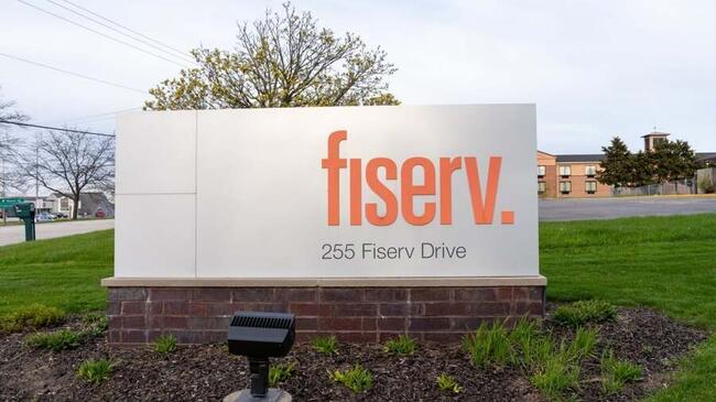 Глобальная финтех-компания Fiserv запускает платформу для демократизации доступа к стейблкоинам
