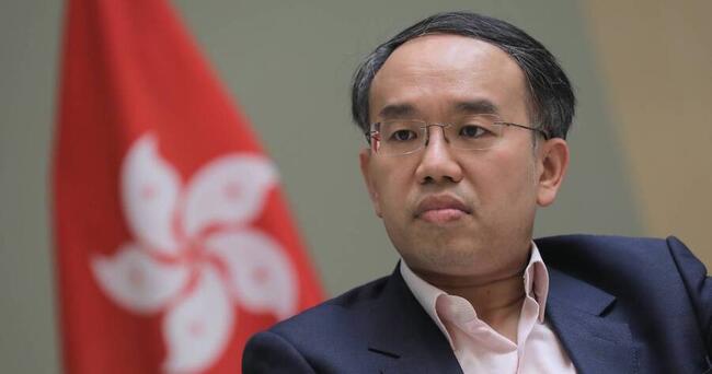 香港料今年內核發「首波穩定幣牌照」！能否掛鉤人民幣？許正宇：待討論