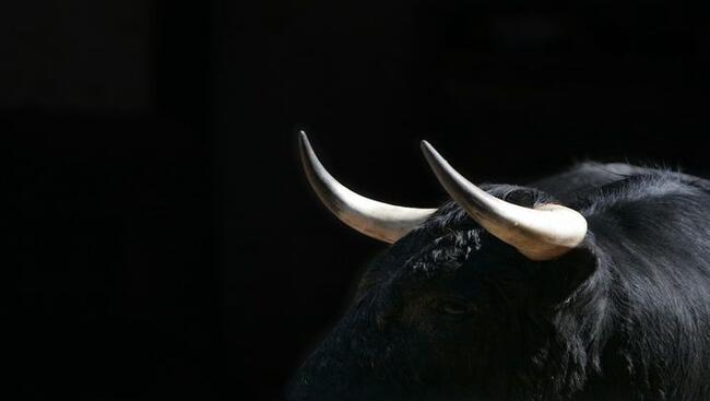 I rialzisti di Bitcoin puntano sui "tagli furtivi" dei tassi della Fed: Crypto Daybook Americas
