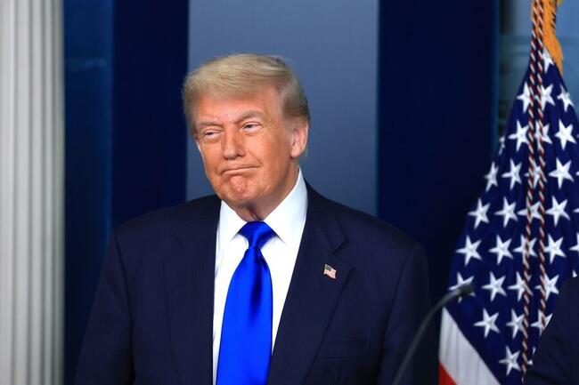 Связанный с Трампом Truth Social планирует запуск криптовалютного ETF на фоне расширения франшизы цифровых активов