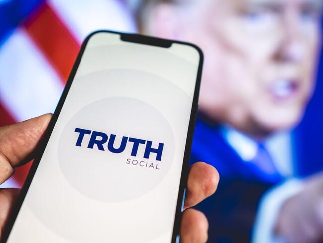 Trumps Truth Social wil spot-ETF met Bitcoin, Ethereum, Solana, XRP en Cronos