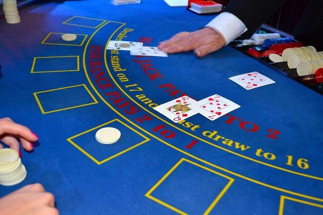 La Dinamica Chiave di Mercato Mantiene Bitcoin e XRP Ancorati a 110.000$ e 2,3$, mentre Ether Sembra Propenso alla Volatilità