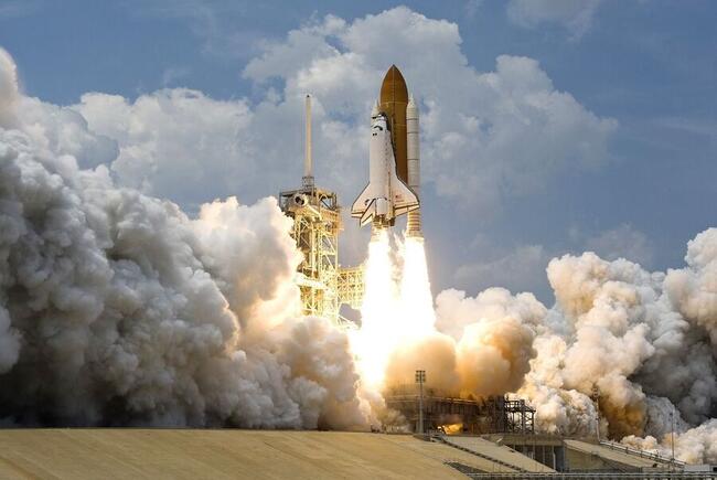 I Token DeFi Stanno Volando, Lasciando Indietro Cripto Storiche Come LTC, BCH e XMR
