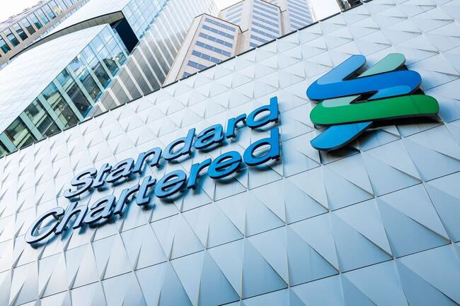 Standard Chartered заявляє, що є першим глобальним банком, який пропонує спотову торгівлю біткоїном та ефіром