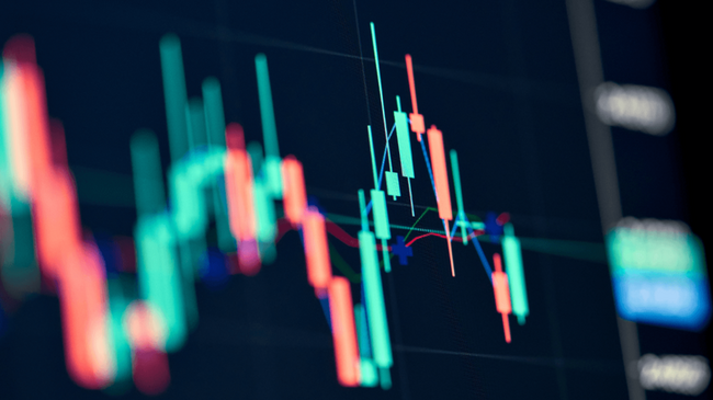 Bitcoin Prezzo Osservazione: Tori in Attesa mentre l’Engulfing Ribassista Scuote il Grafico Giornaliero