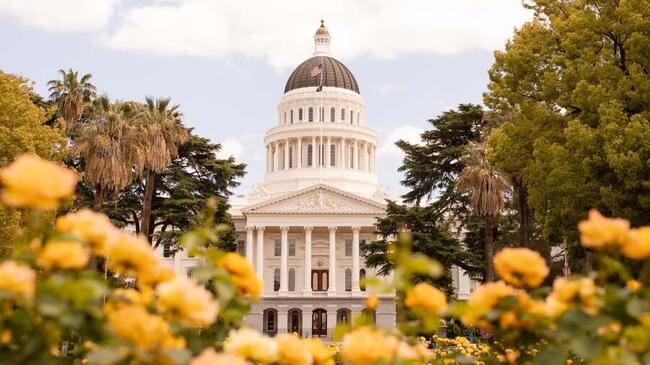 California sceglie Ripple e Coinbase per il rinnovamento tecnologico del governo
