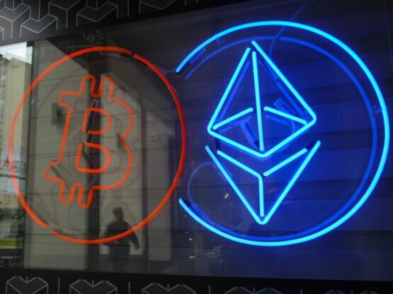 Ether v zadnjem tednu pridobil toliko kot bitcoin letos. Zakaj?
