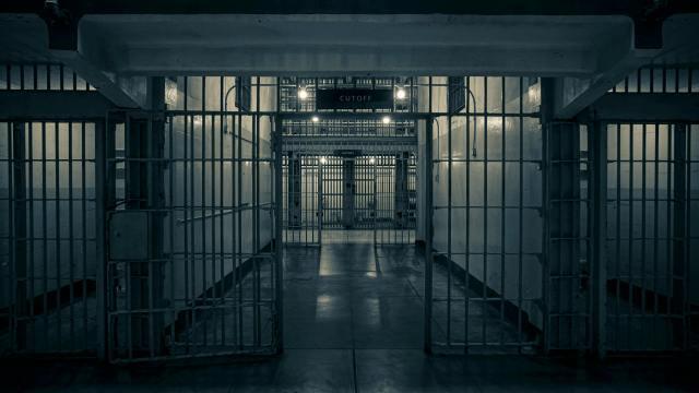 Pump.fun Ex‑Developer Behind $2M Crypto Theft Jailed For Bail Breach