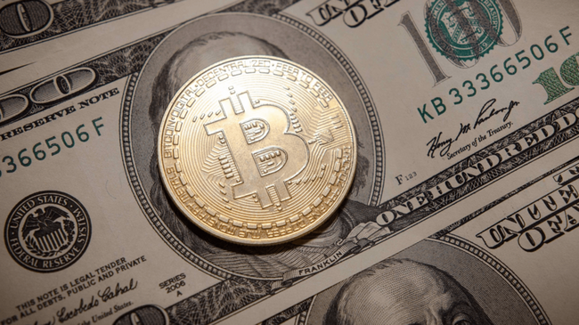 Цена Биткоина: Консолидация от $117.5K до $118K сигнализирует о напряжении перед прорывом