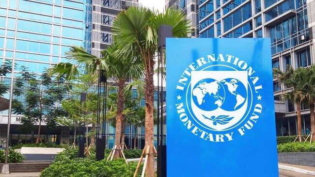 Un-Deux : le FMI Réitère que le Salvador Ne Fait Que Jouer Avec le Bitcoin