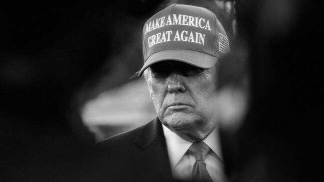 Trump signs executive order allowing 401(k) plans to include digital assets