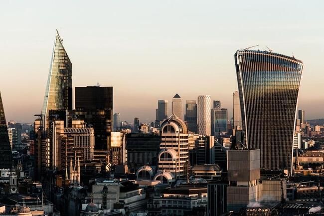FTSE 100’s Dividend Edge: A Rare Opportunity For U.S. Income Investors