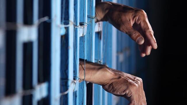 Чеська поліція затримала донора у справі про мільярдний скандал з біткойнами: повідомлення