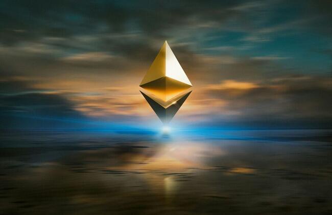As ETH Breaks Above $4,900, Analyst Sums Up Crypto Market: ‘BTC Is Exhausted, ETH Isn’t’