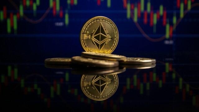 Ethereum (ETH) adoption shows no signs of slowing down, as the second-largest cryptocurrency by market cap continues to attract firms looking to diversify their corporate treasury strategies. Yunfeng Financial Buys $44 Million In Ethereum According to an announcement earlier today, Hong Kong-listed Yunfeng Financial Group is the latest entity to invest in Ethereum. The firm […]