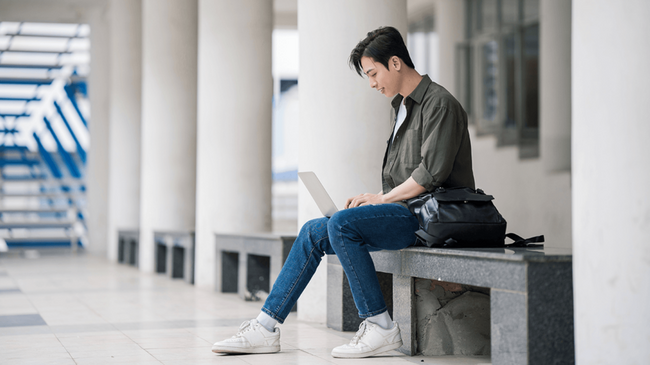 Indonesian conglomerate Indomobil Group has partnered with Space Time Foundation to launch an initiative aimed at providing verifiable education to over 50,000 Indonesian students. A Blockchain Initiative for Education and Financial Inclusion Indonesian conglomerate Indomobil Group has partnered with Space Time Foundation to launch an initiative aimed at providing verifiable education to more than 50,000 […]