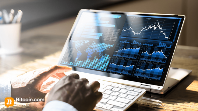 BTC Derivatives Week: Futures Lourds, Calls en Charge alors que 115K Agit Comme un Domicile
