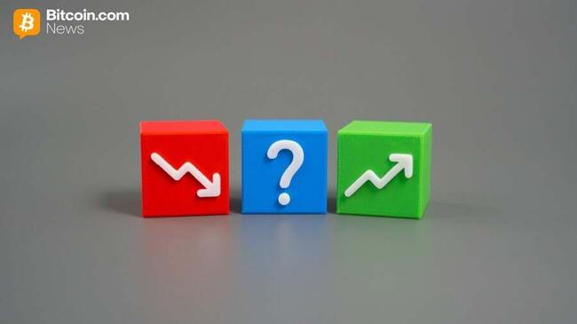 Биткойн стабилизируется, несмотря на оттоки из ETF и пересмотр ставок.