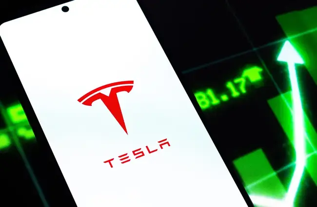 Tesla (TSLA) Stock: Michael Burry Shorts EV Maker Over Valuation Concerns