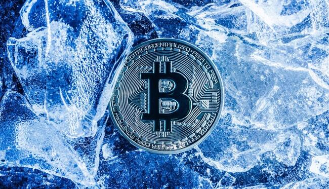 Mercado cripto esfria enquanto o Bitcoin permanece dentro da “cruz da morte” | Análise