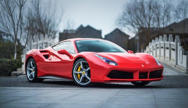 Exchange de criptomoedas BingX se torna patrocinadora da Ferrari